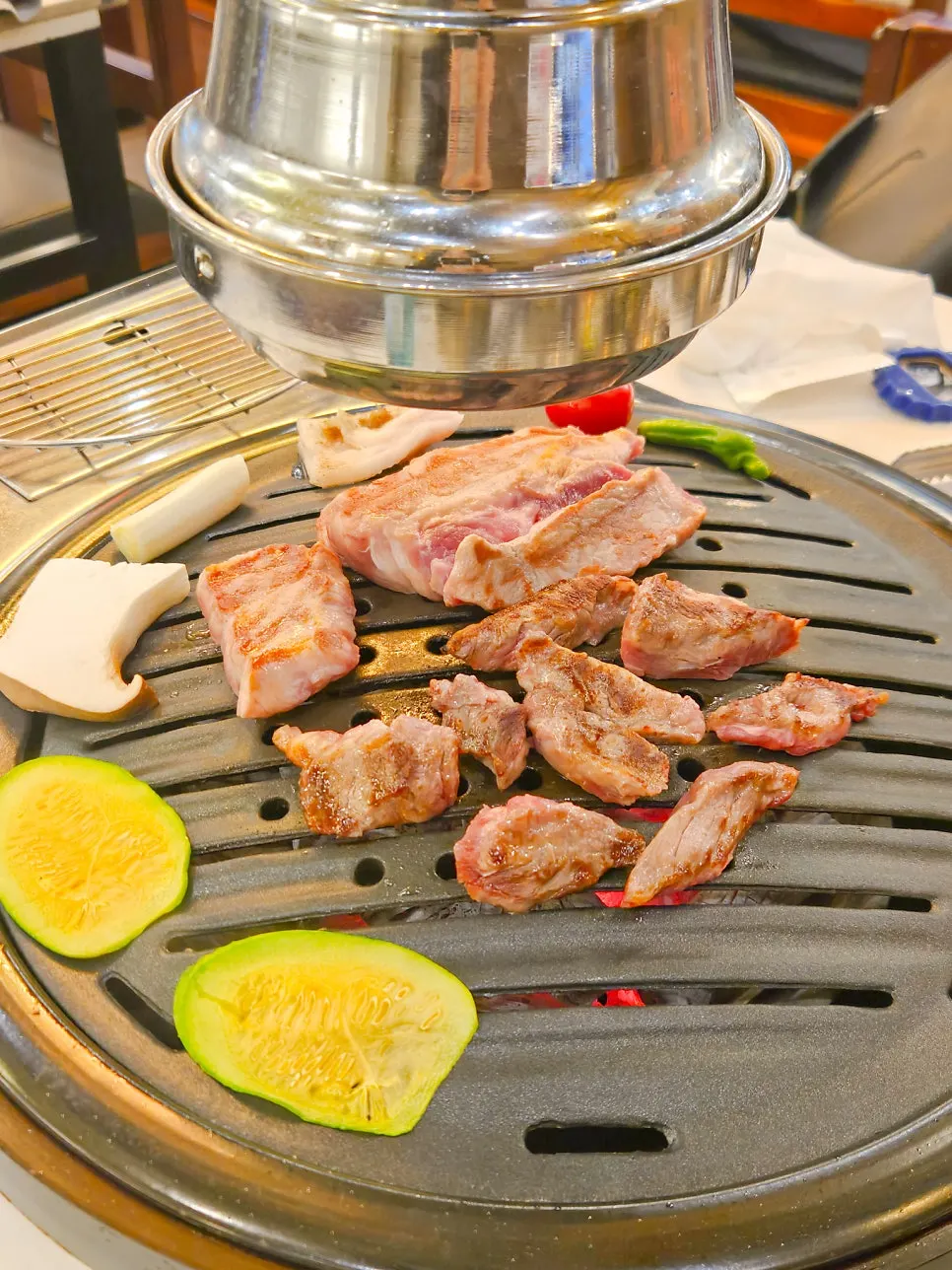 황제갈비와 목살 굽는 상차림