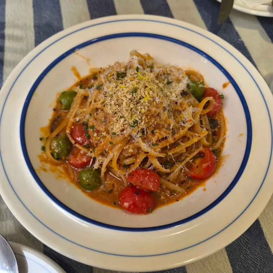Sicilian puttanesca pasta