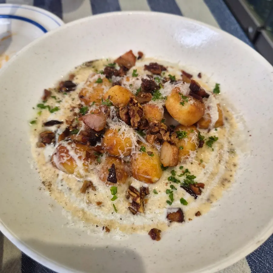 Gorgonzola truffle cream gnocchi
