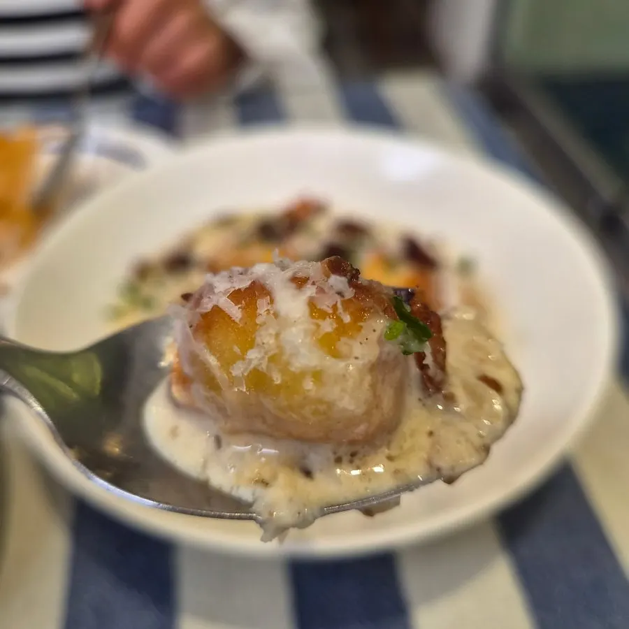 Seoul Forest aligot cheese lasagna and terrace at Billadeubeulleu Seongsu