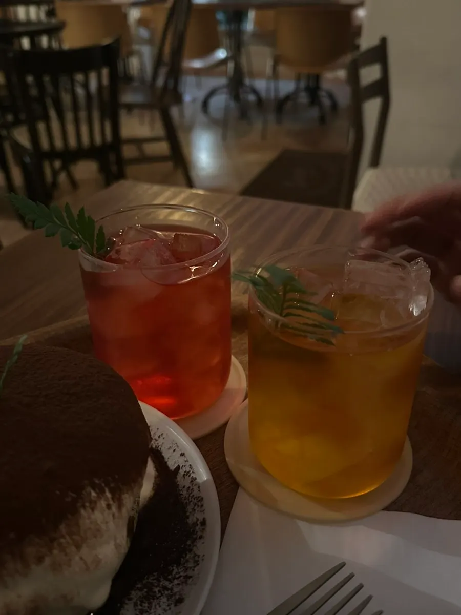A glass of peach-scented Sunny Peach Tea