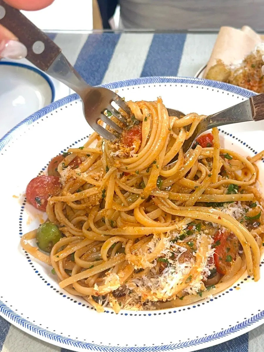 Sicilian puttanesca pasta with olives and capers