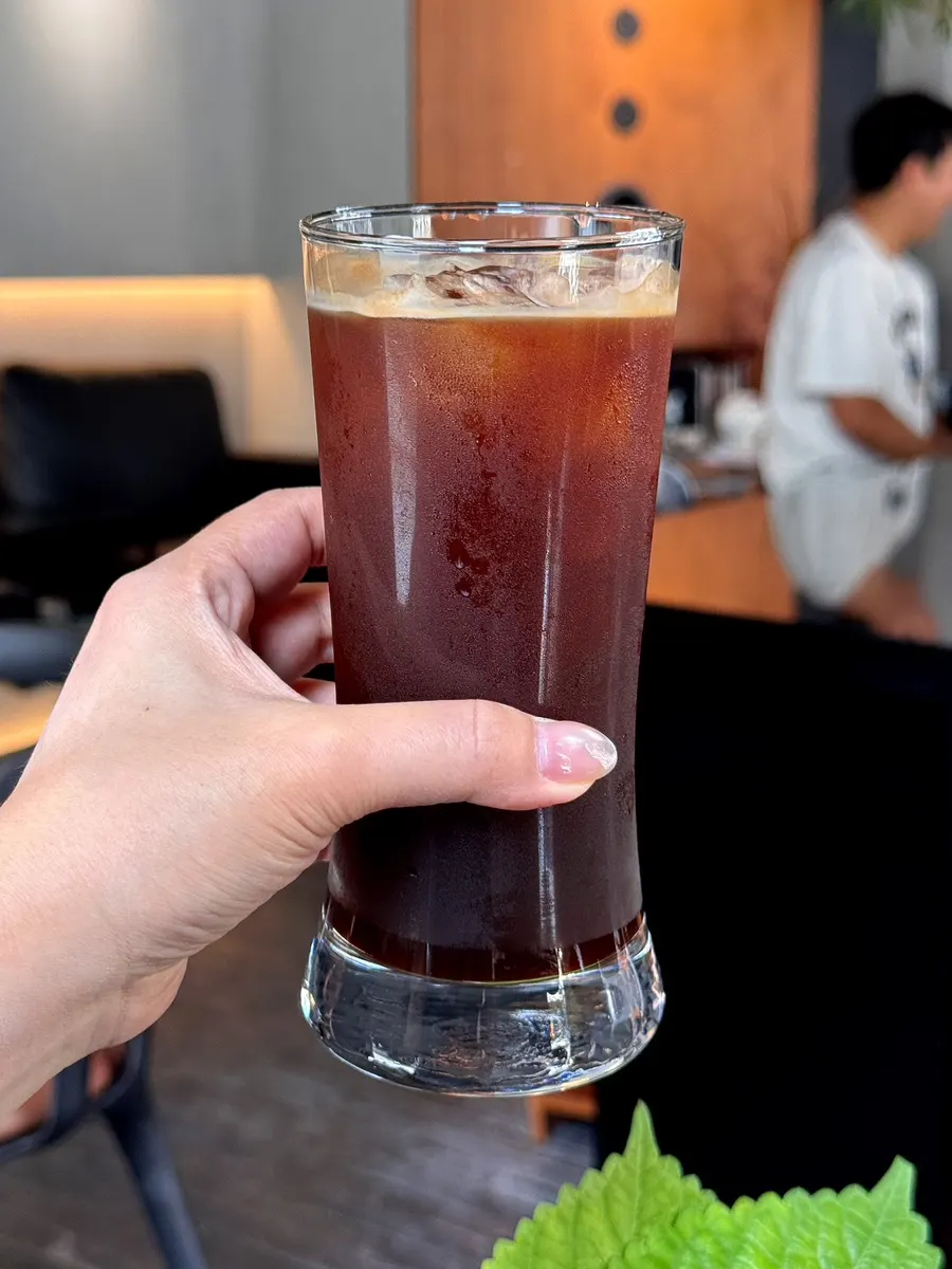 Decaf iced Americano