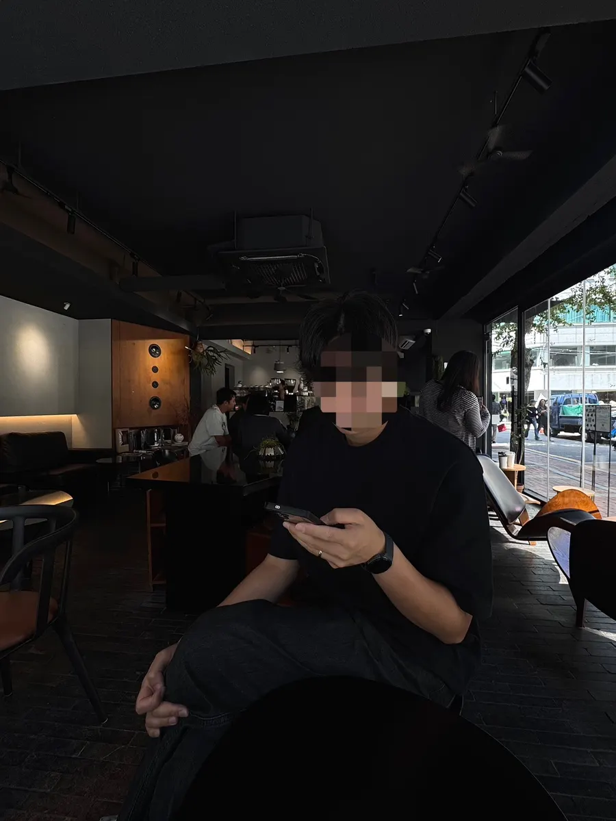 Quiet café space near Seoul Forest
