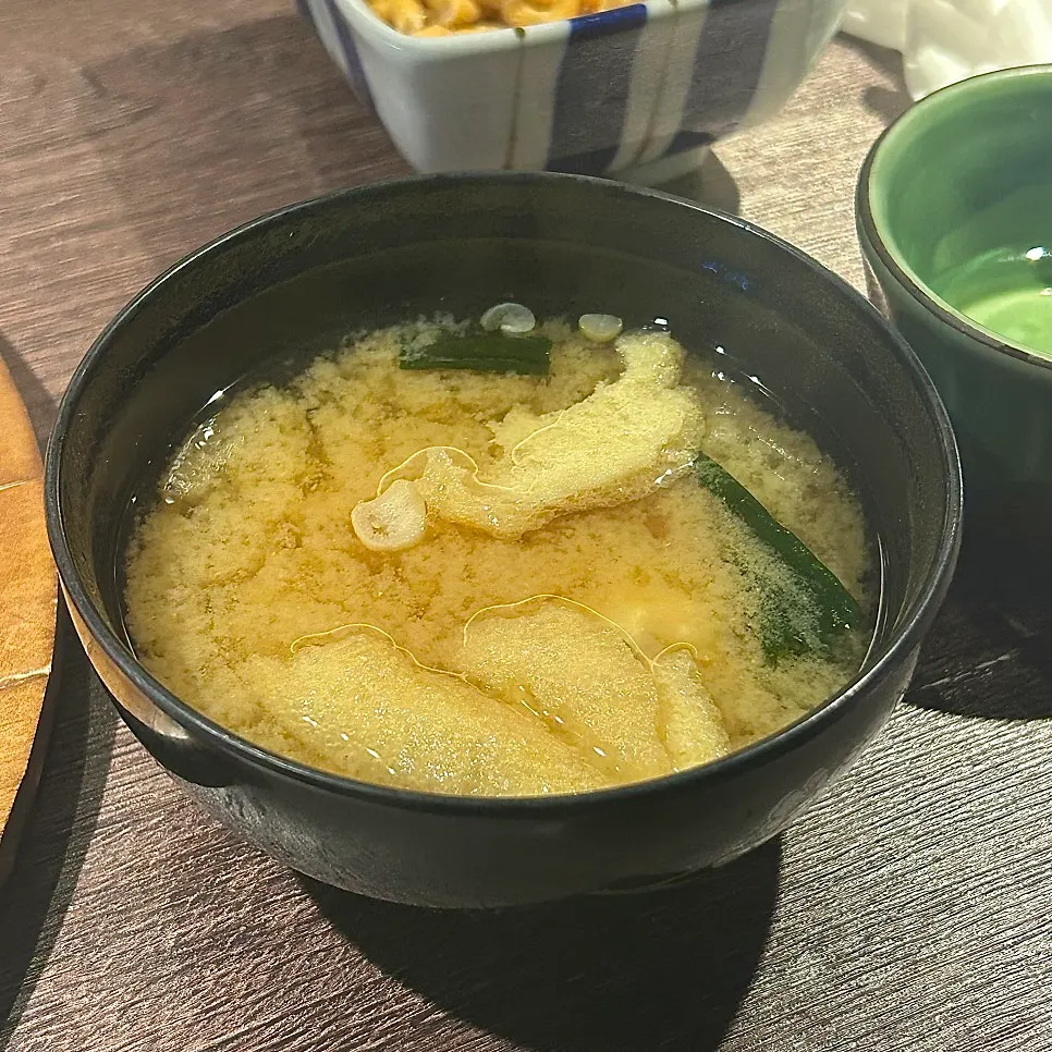 Red seabream sushi with miso soup