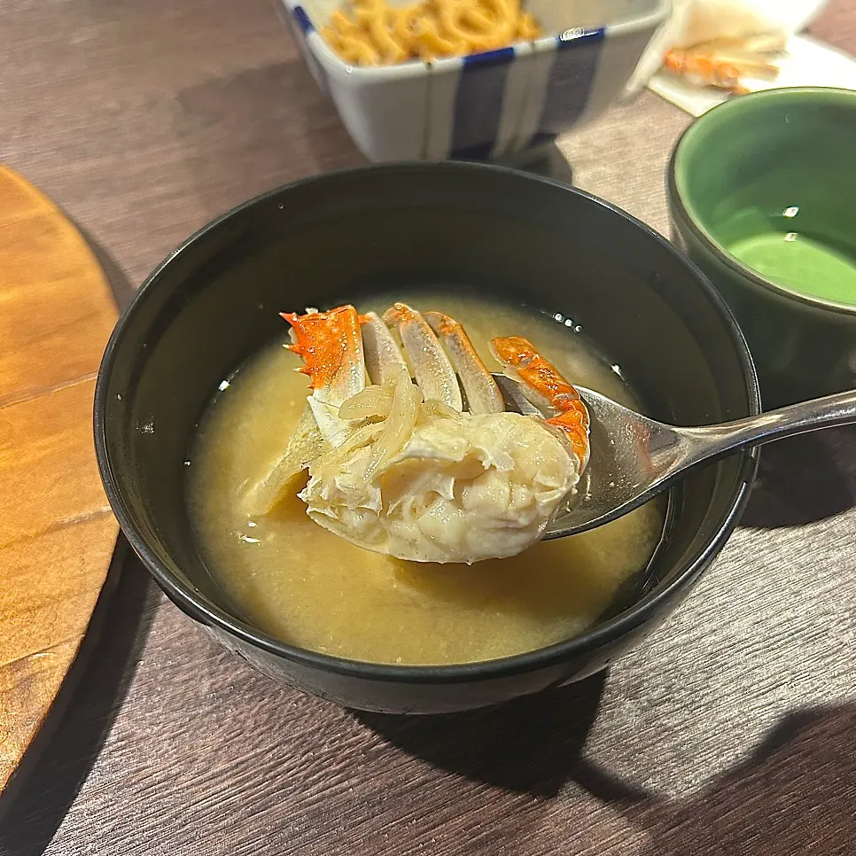 Miso soup with crab, seaweed, and fried tofu