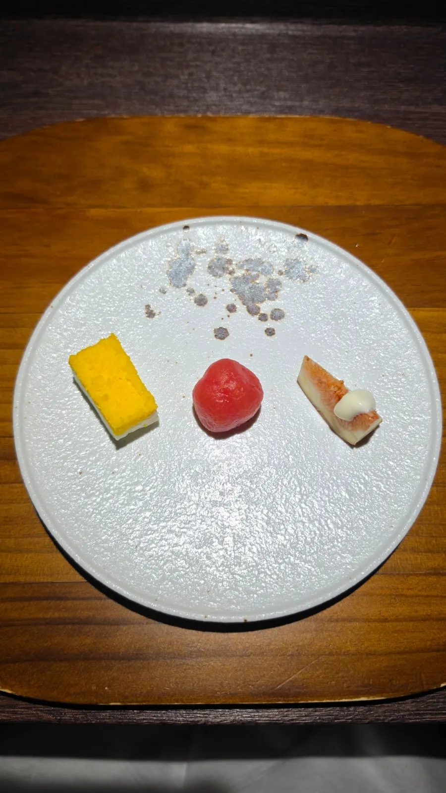 게우소스와 함께 나온 완도산 전복찜