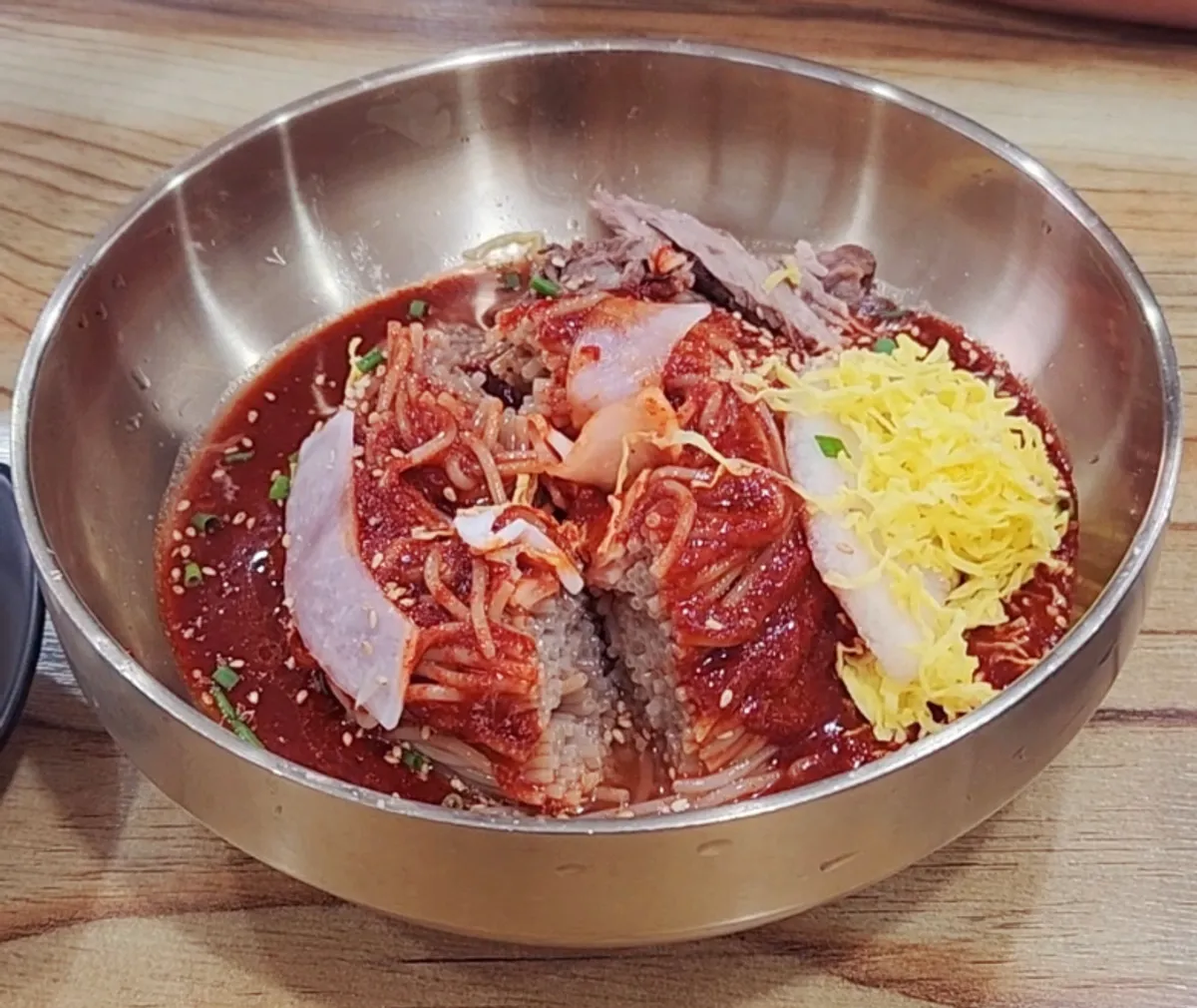 소고기와 동치미로 낸 서울면옥 평양냉면 육수