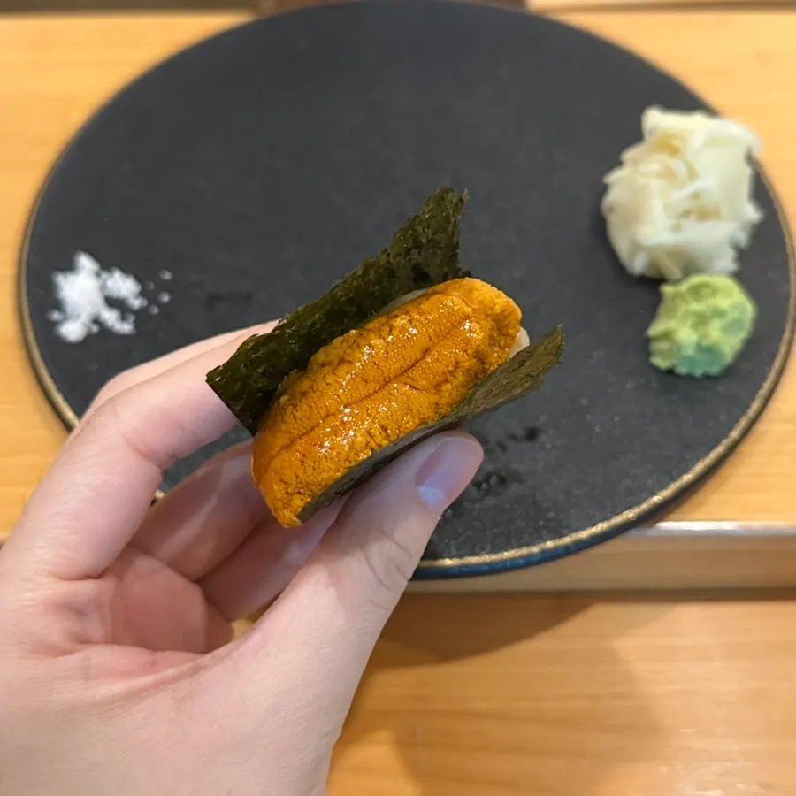 Sushi topped with sweet shrimp and uni