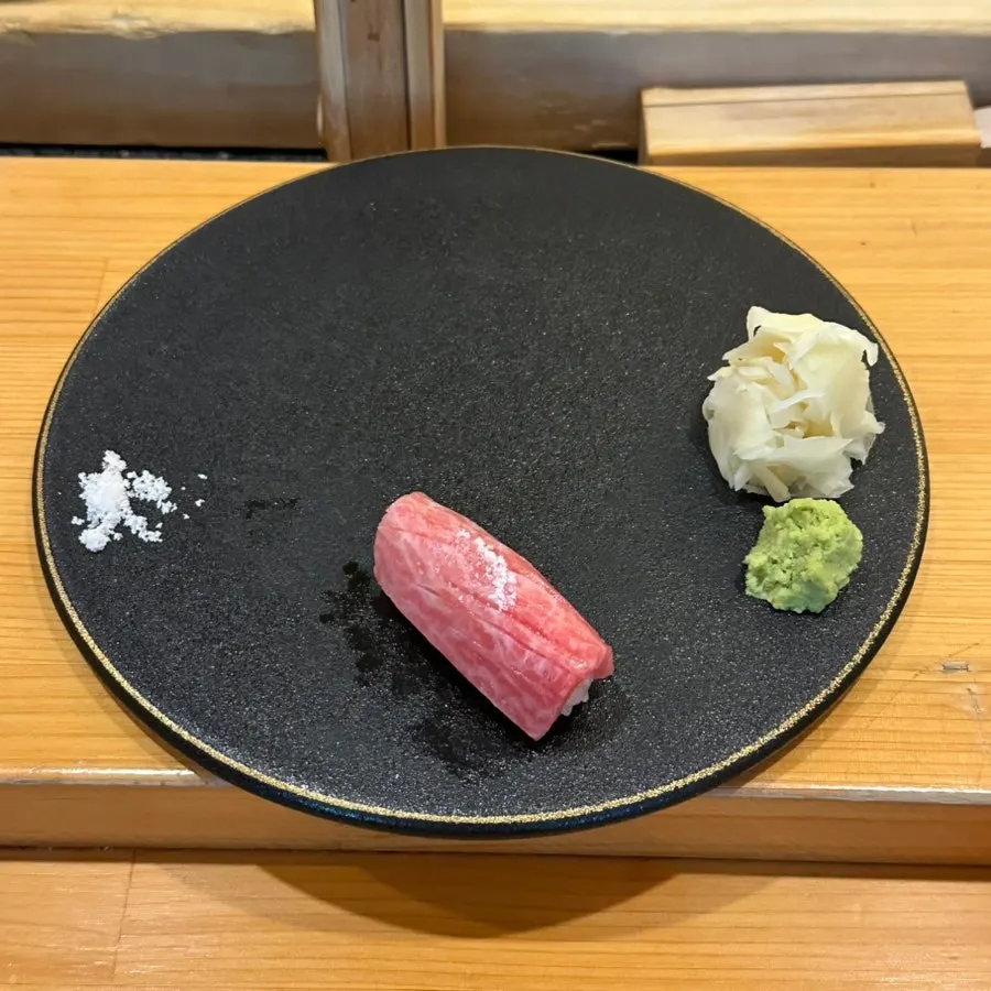 Vividly marbled tuna otoro, the No. 1 cut