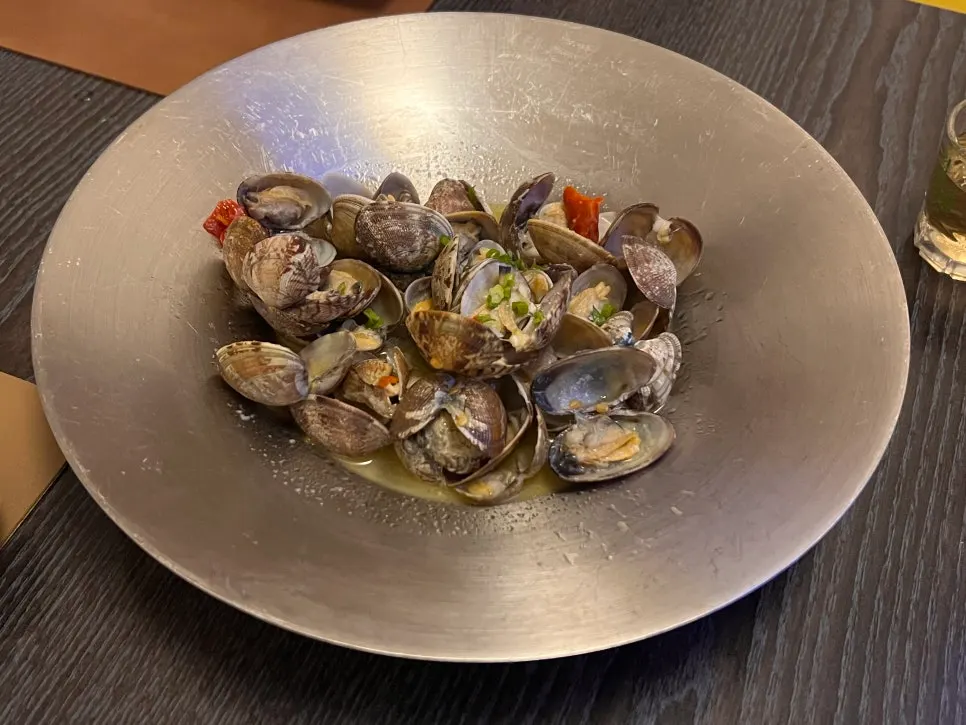 Complimentary clam sool-jjim from the reservation service