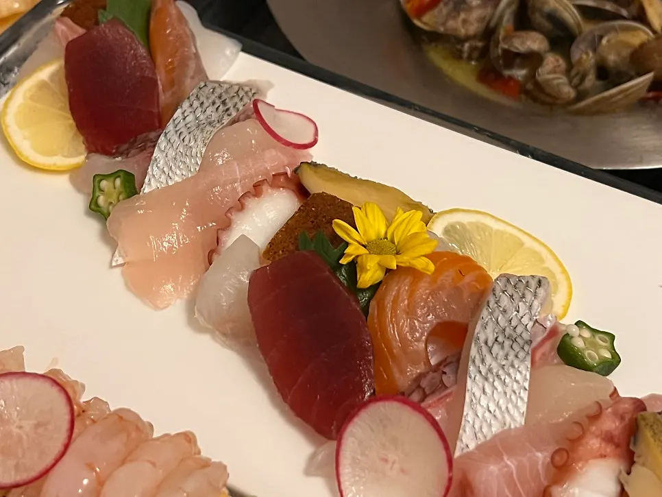 Close-up of sweet shrimp (amaebi)