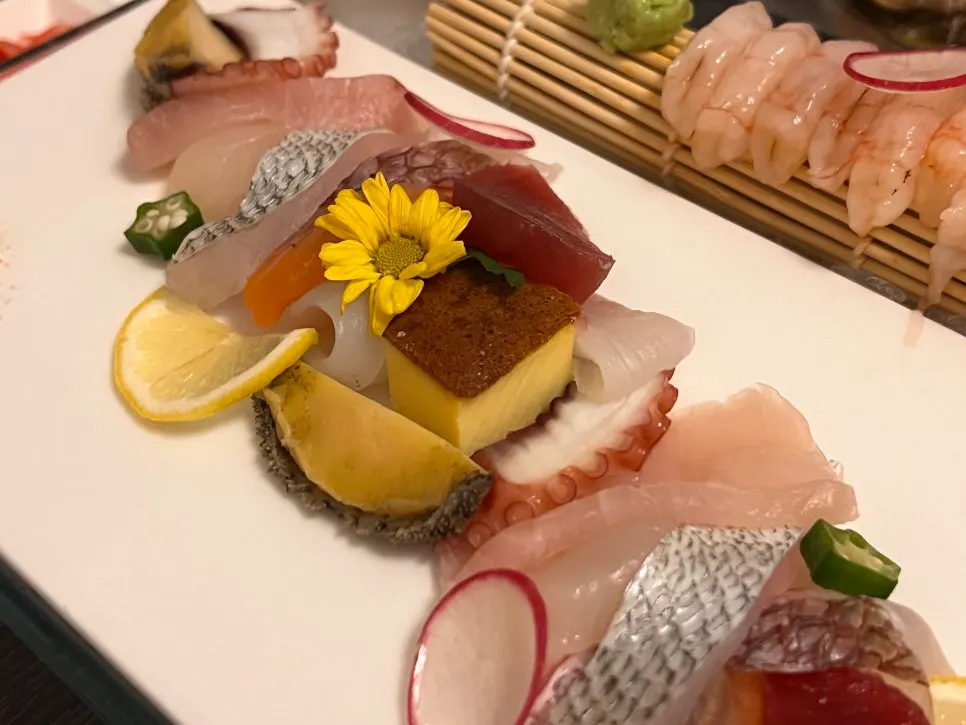 Tamagoyaki included with the sashimi set