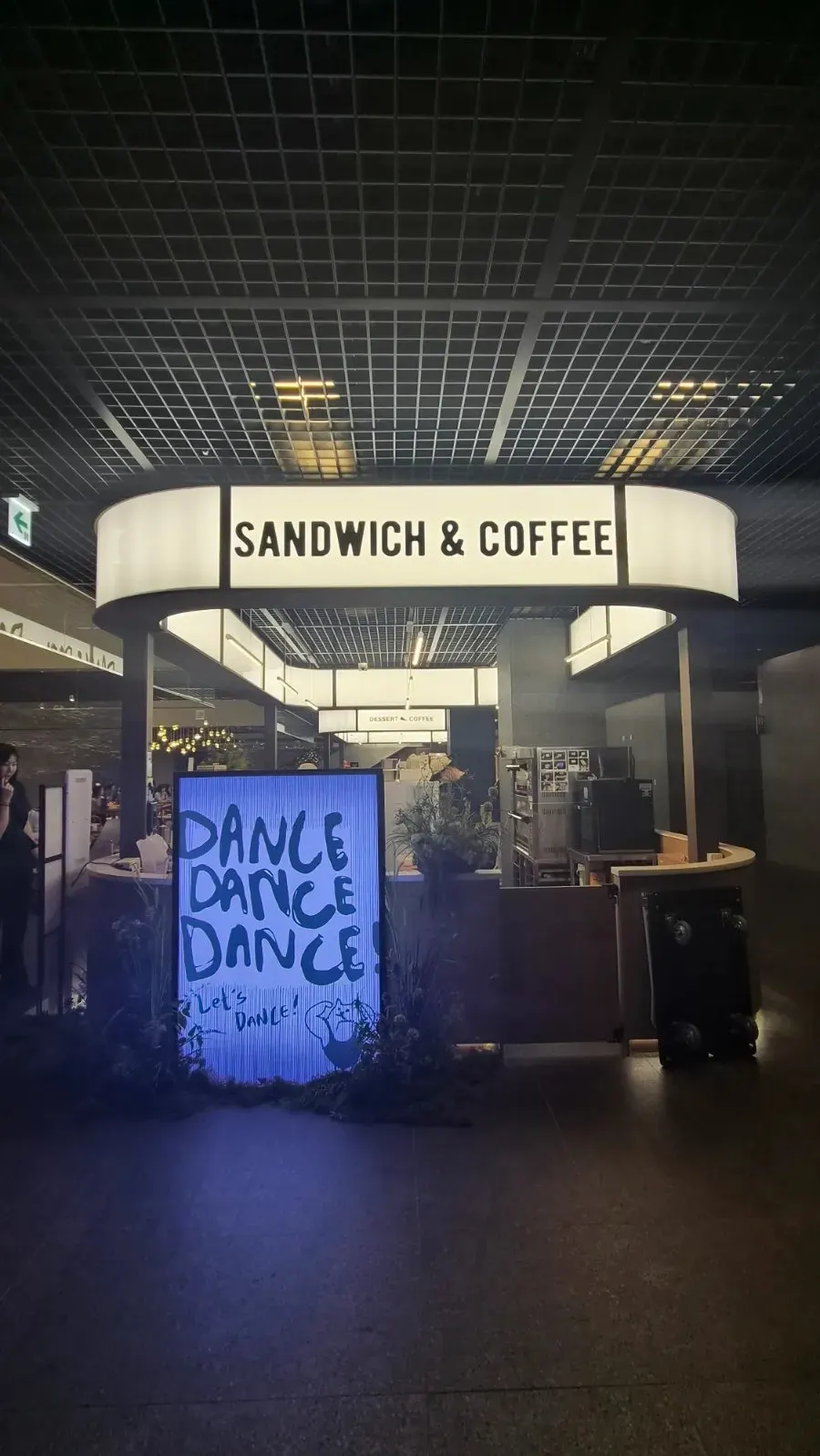 Entrance to Dance Dance Dance in the basement of Grand Central near Seoul Station