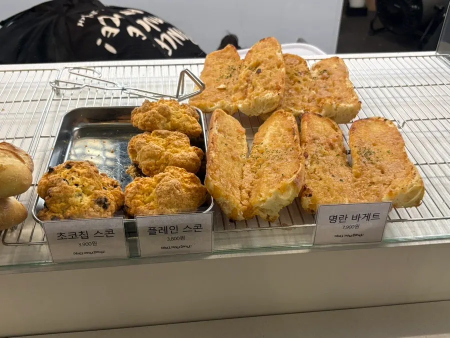 댄스댄스댄스 메뉴판 사진