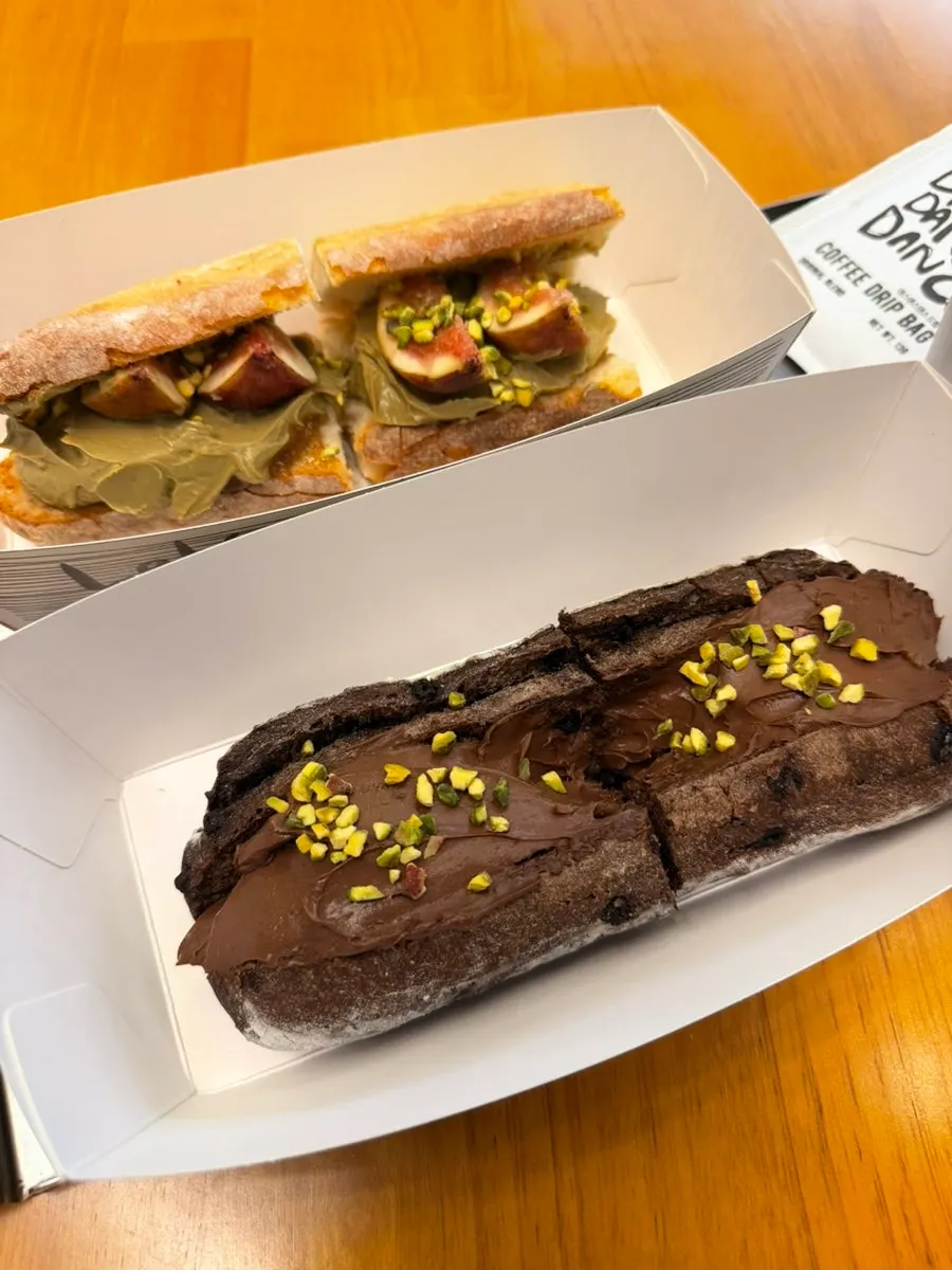 초코바게트 단면이 보이는 클로즈업