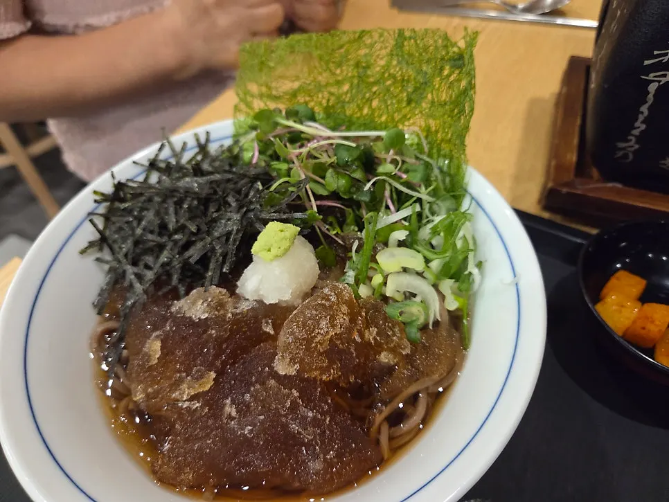 후라토식당 메밀소바 한 그릇
