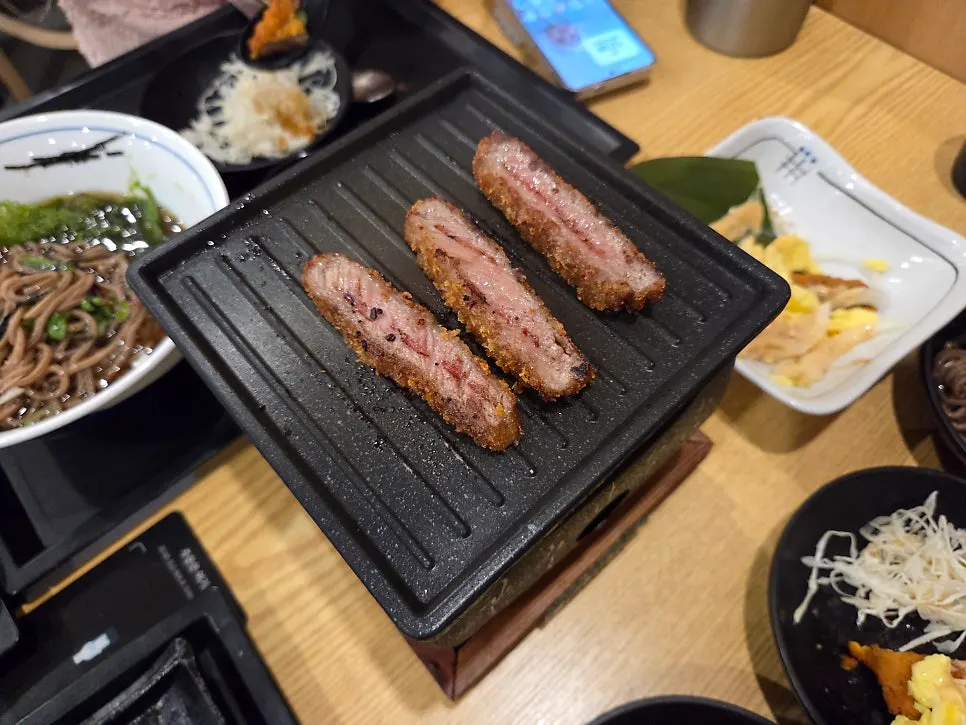 서울역 후라토식당 식사 후 테이블