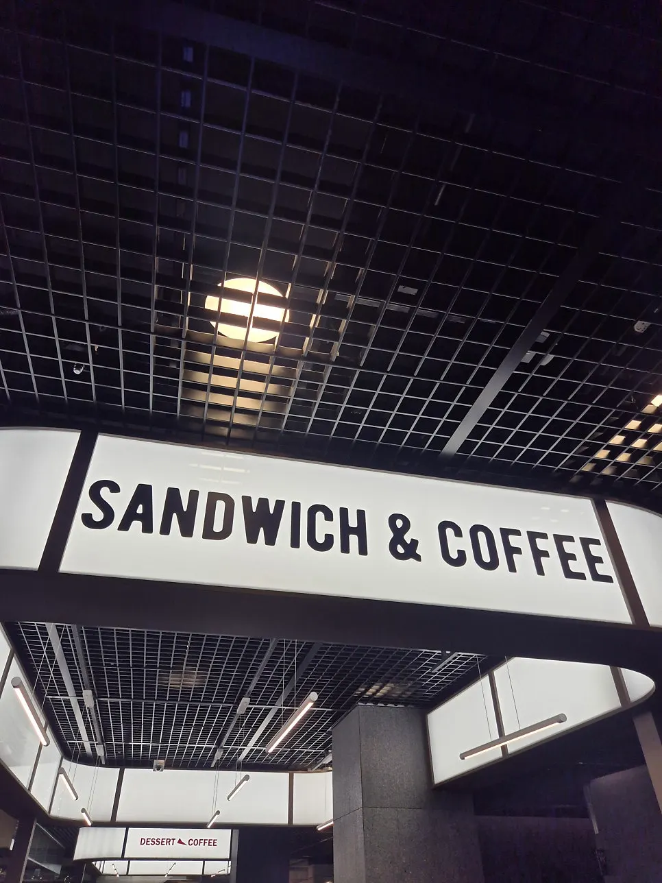 Drip coffee and brunch at the Seoul Station branch