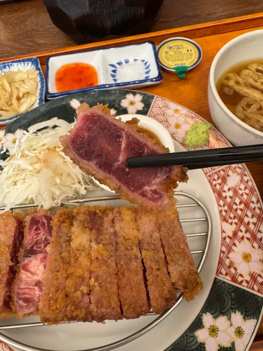 A full spread of clean-tasting gyukatsu