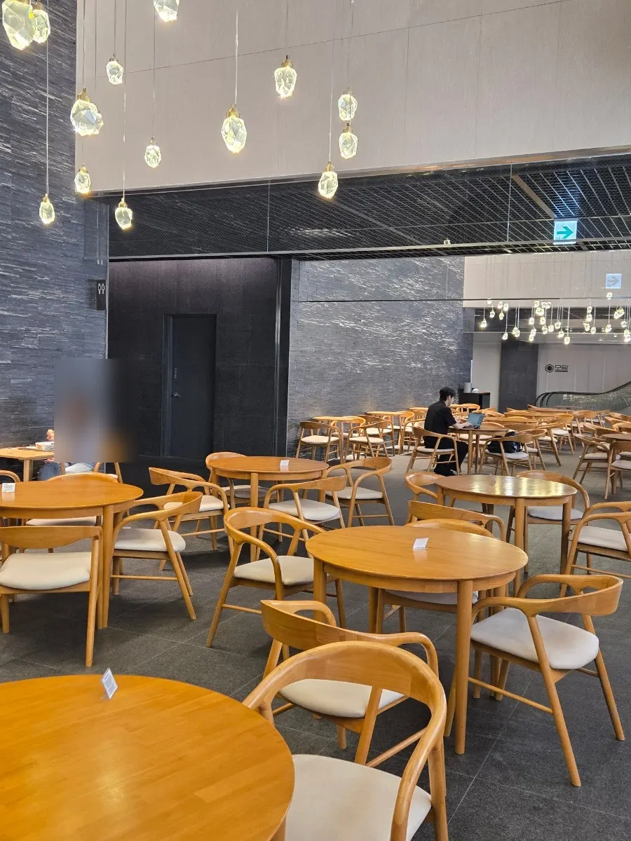 Interior view of Dance Dance Dance Seoul Station