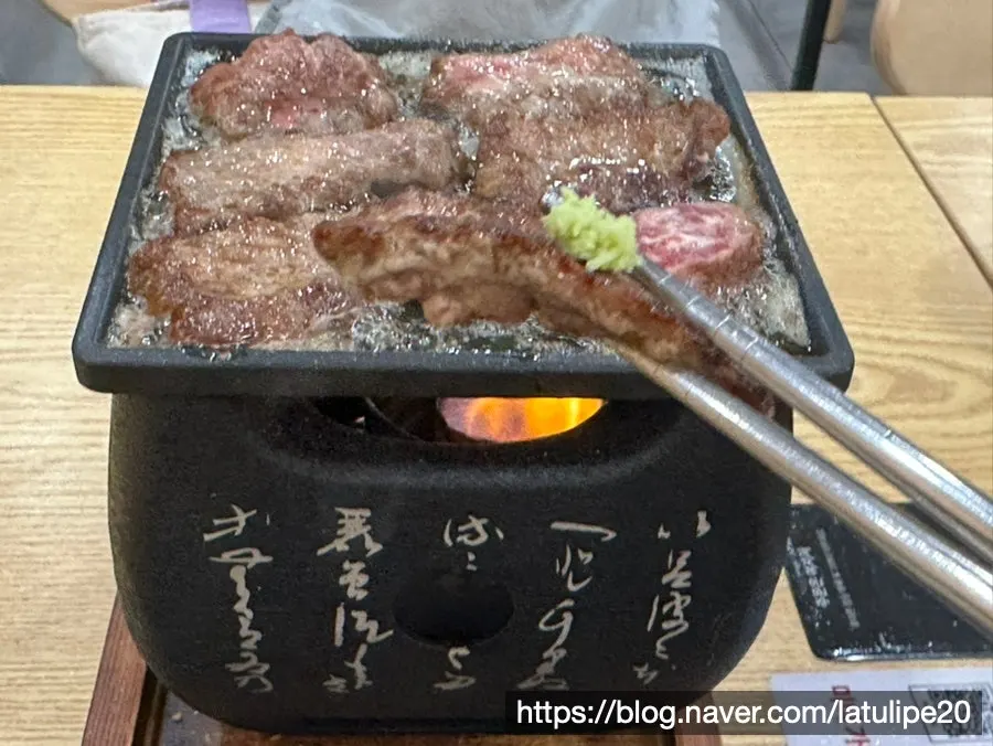 Steki jeongsik meat grilled to preferred doneness