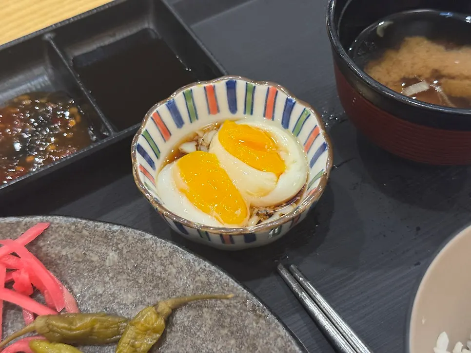반숙으로 나온 온센타마고 한 그릇