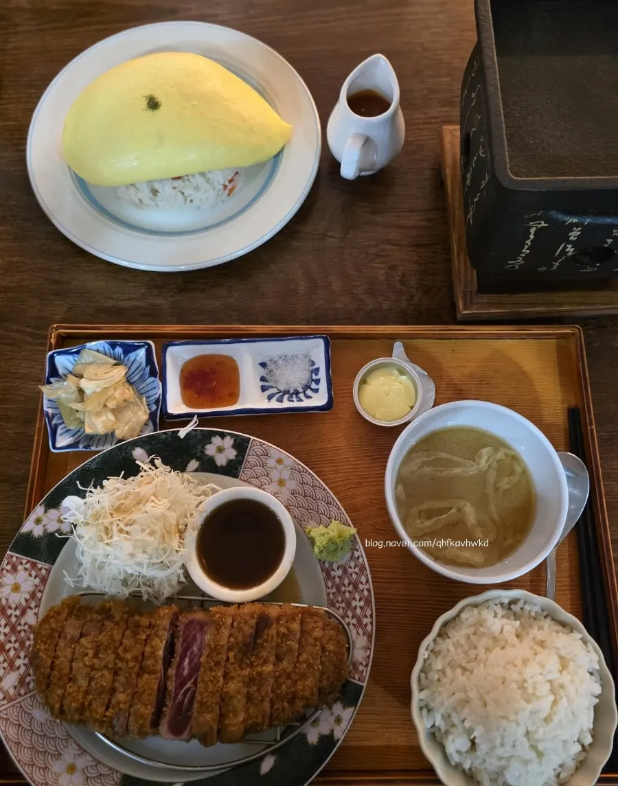 Order of gyukatsu and hamburg omurice