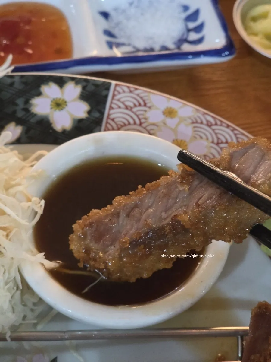 Crispy and tender gyukatsu