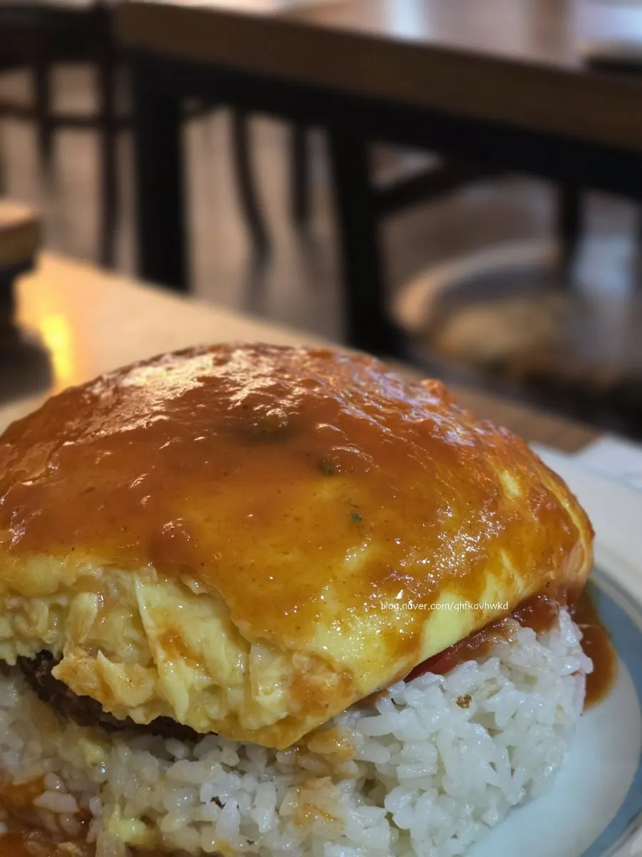 Omurice with hamburg steak inside