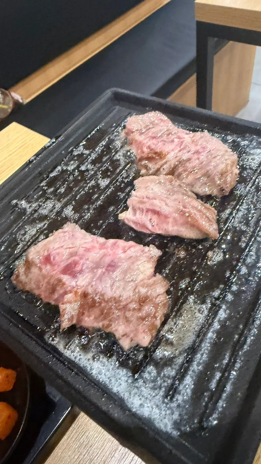 버터로 코팅한 미니화로 불판