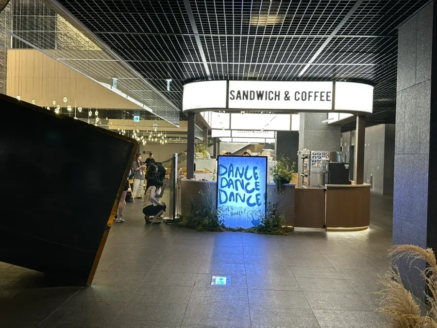 Bright, clean interior of Dance Dance Dance Seoul Station