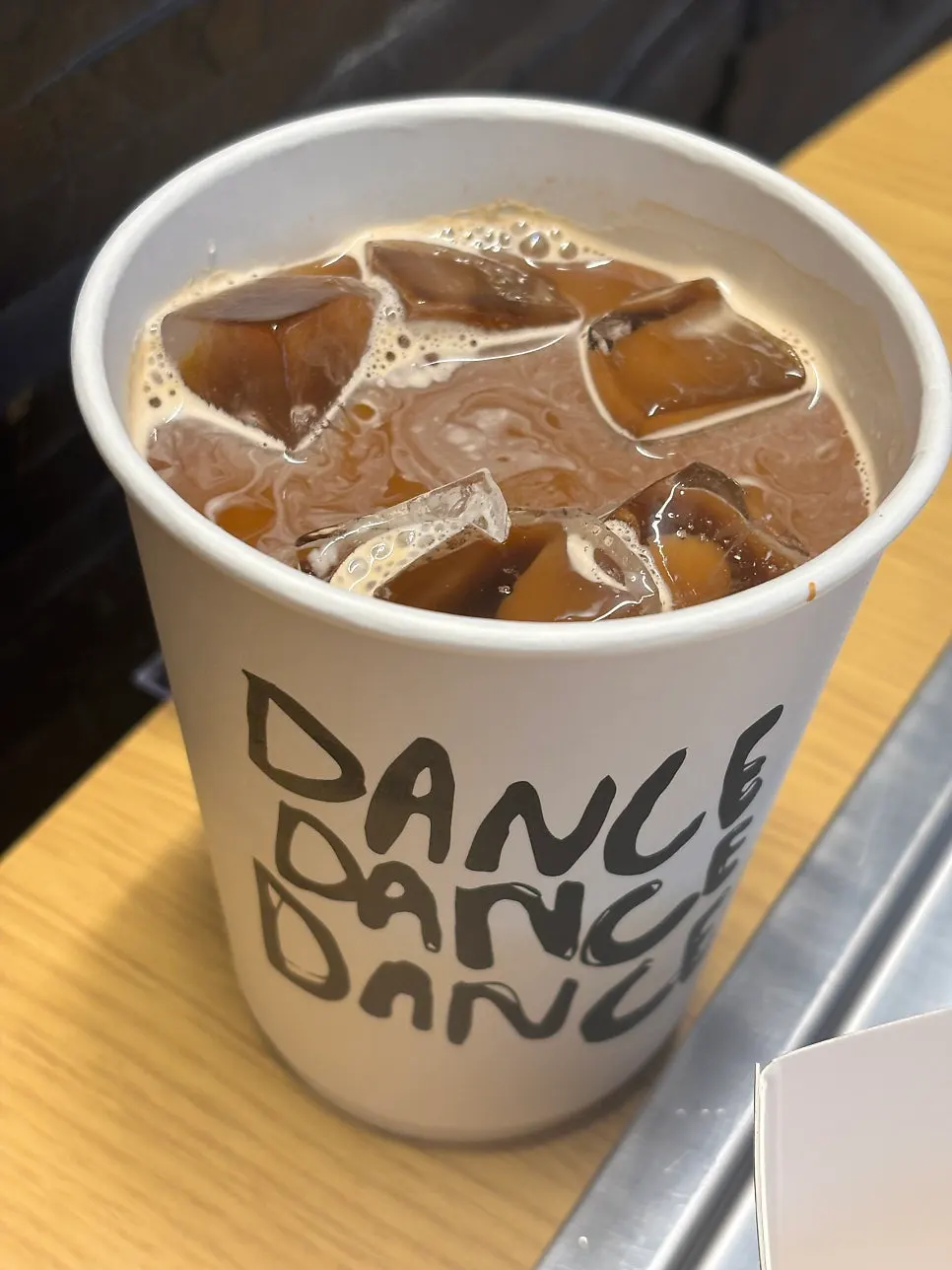 Sugar-free vanilla bean oat milk latte