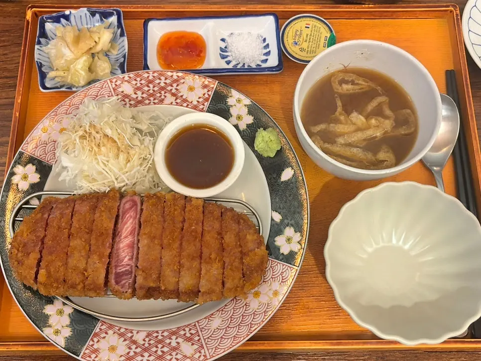 Ichigyu gyukatsu set meal