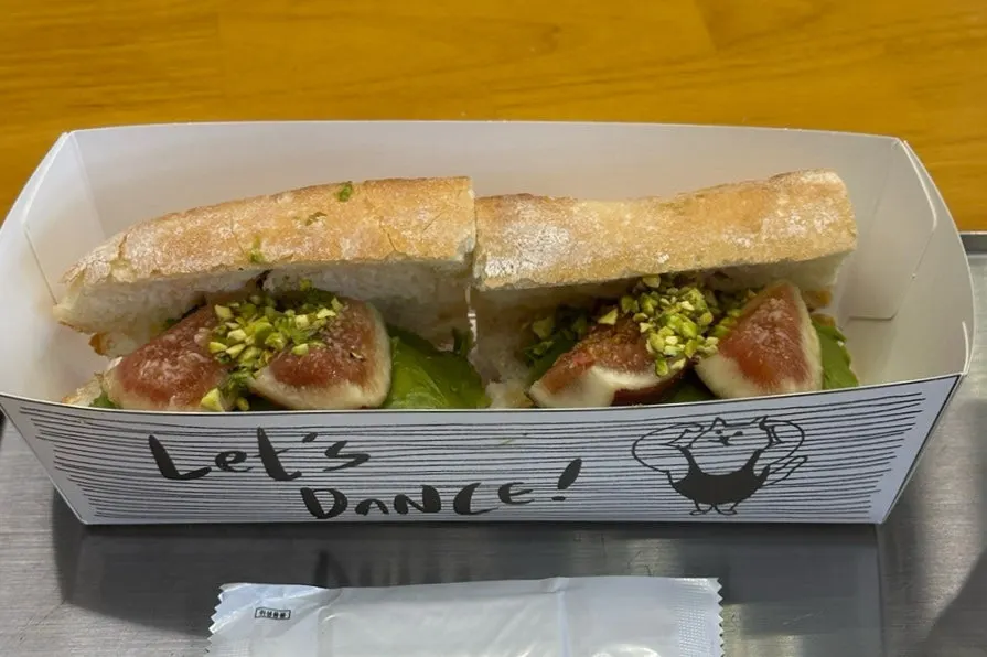 그랜드센트럴 지하 F&B 층 통로