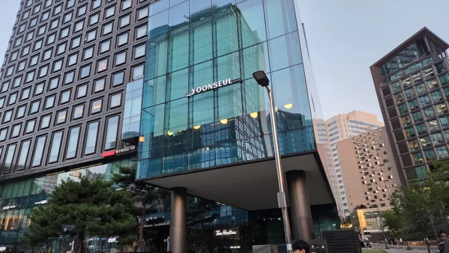 Exterior of Yunseul in Grand Central