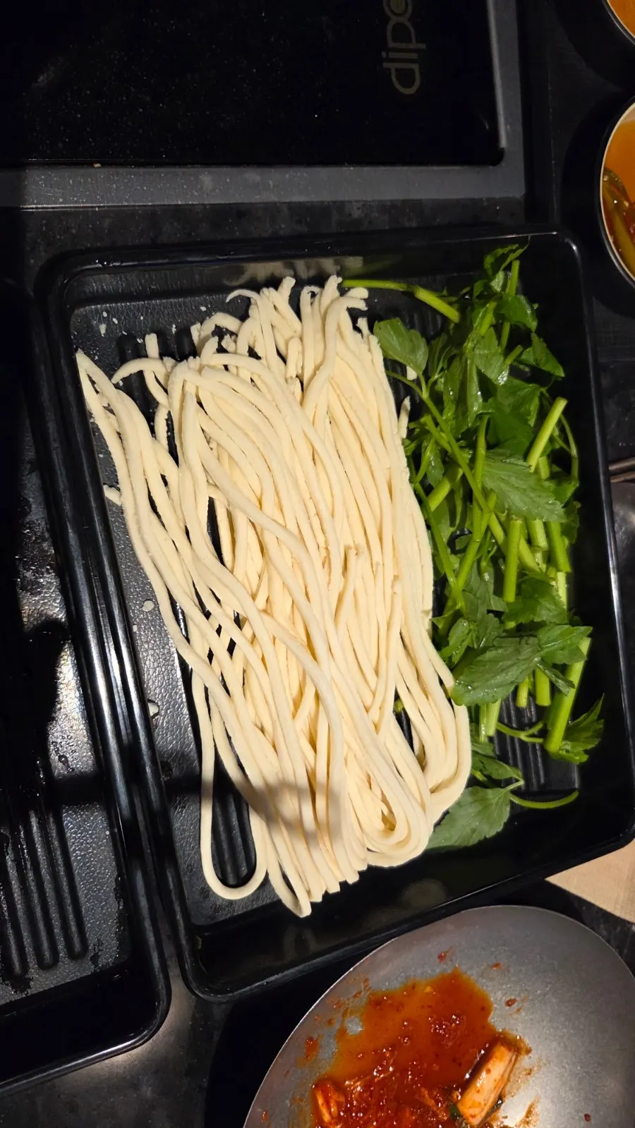 Kalguksu with minari