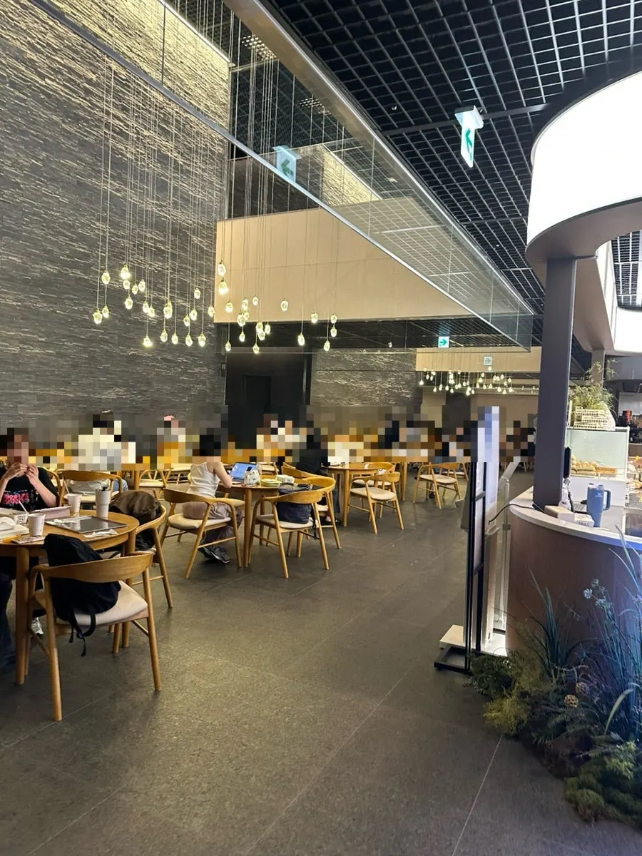댄스댄스댄스 서울역점 매장 내부 전경