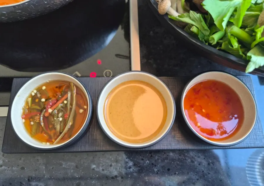 Yunseul's 3 shabu-shabu sauces