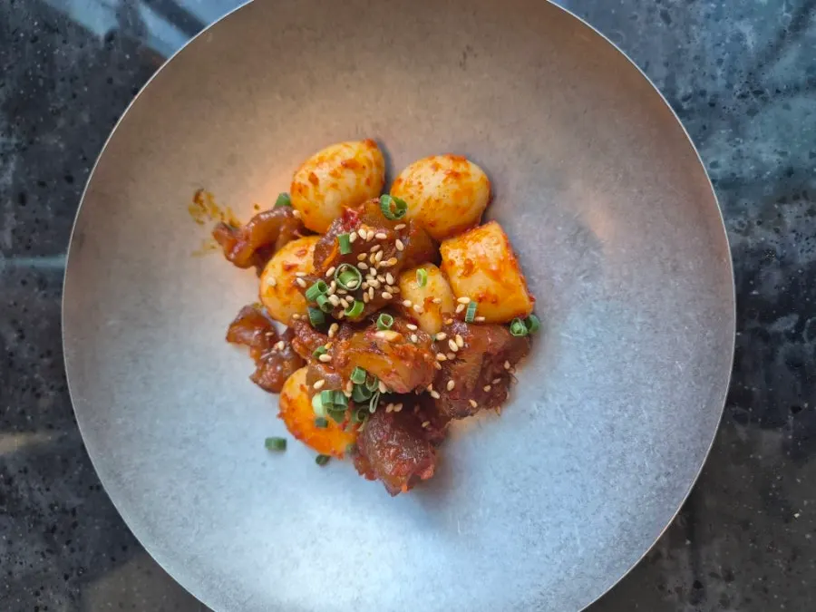 A plate of chewy spicy sujeb muchim