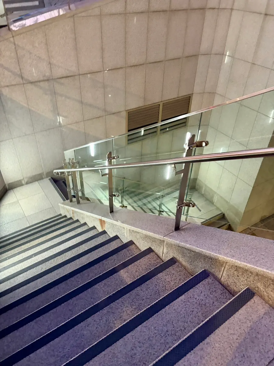 Exterior of the building where Ichigyu Seoul Station Branch is located