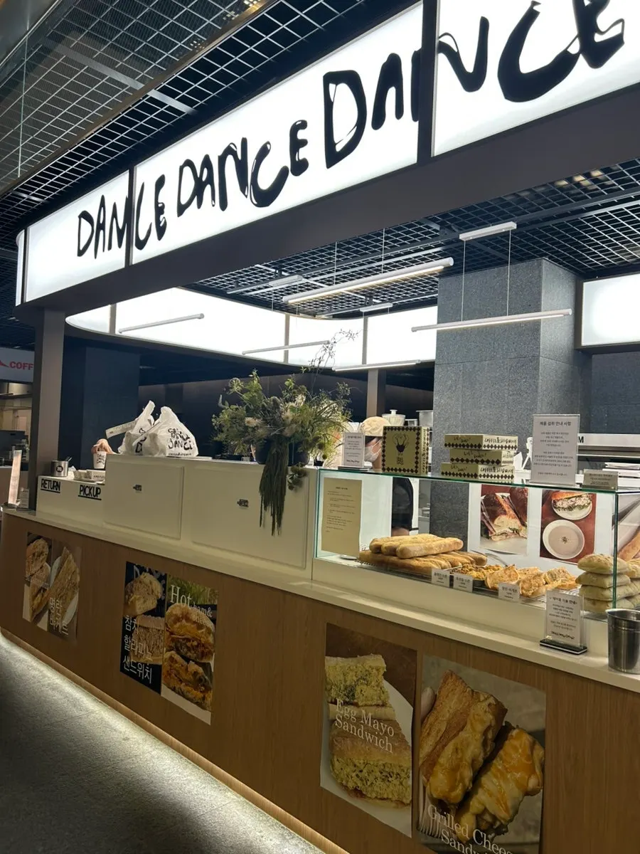 View around the store on Grand Central's B3 level