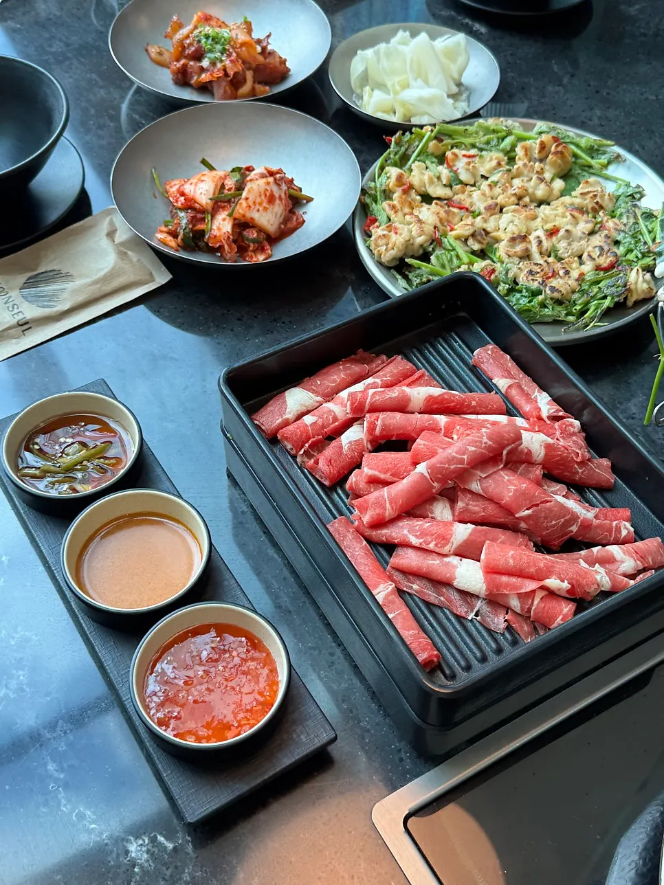 Doenjang naengi broth shabu-shabu