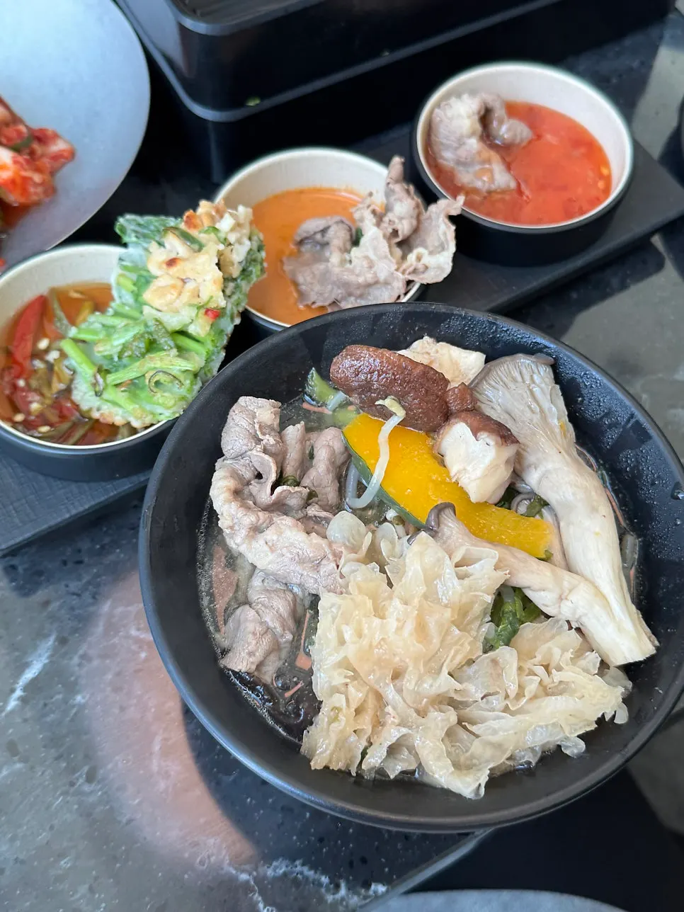 Cooked prime pork neck shabu-shabu