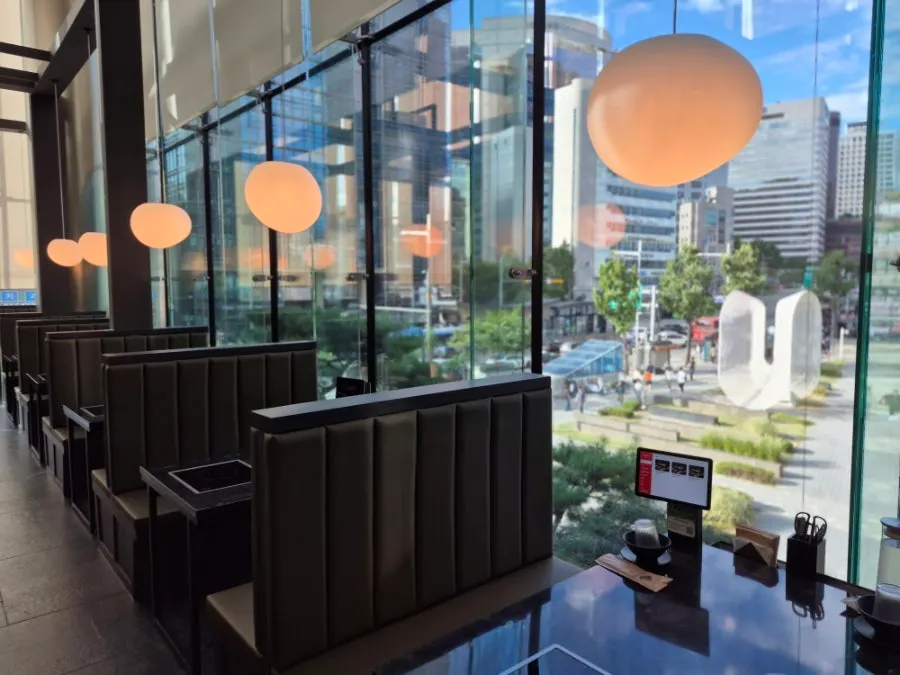 Yunseul's neat seating area