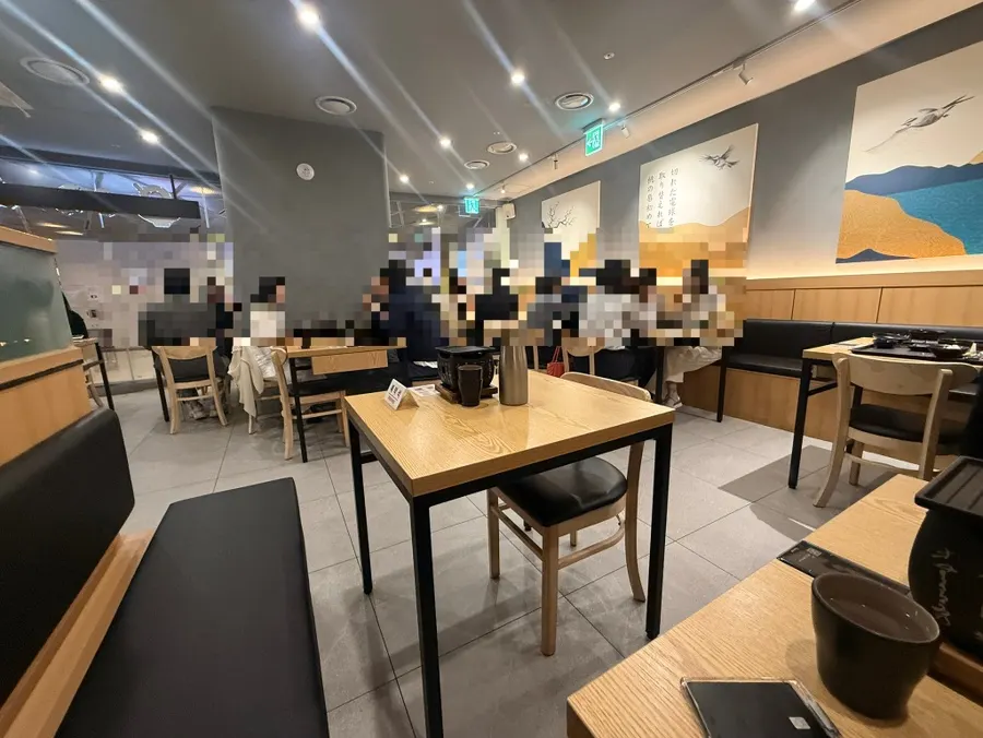 Inside the restaurant during a weekday morning reservation visit
