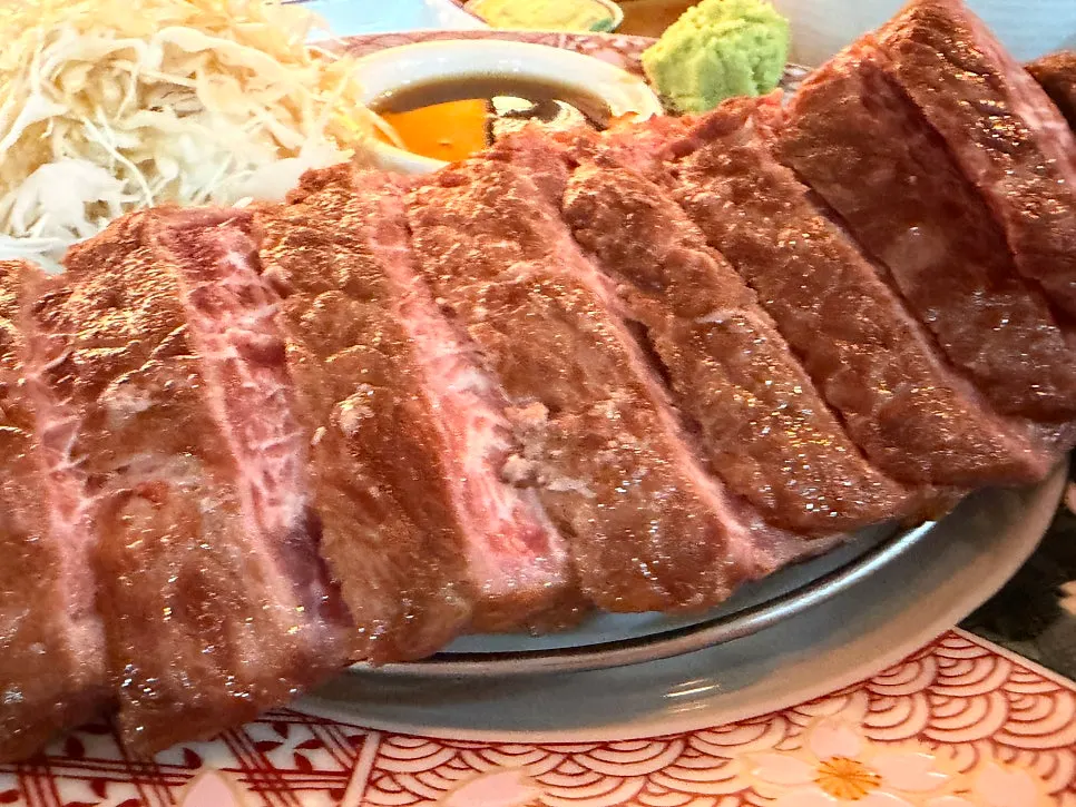 Sirloin beef with three sauces