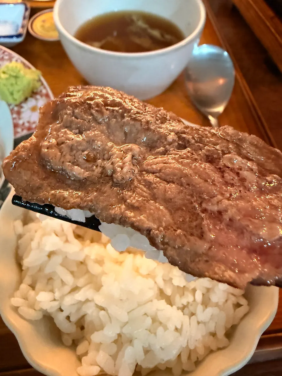 Sirloin beef served with salt