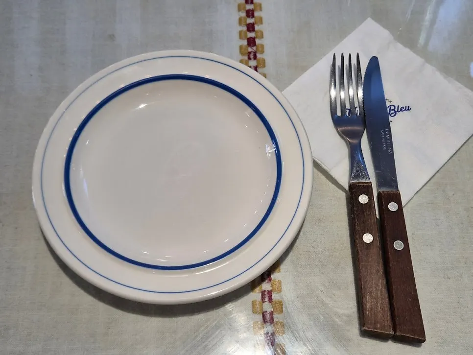 Table setting at Billadeubeulleu Seongsu