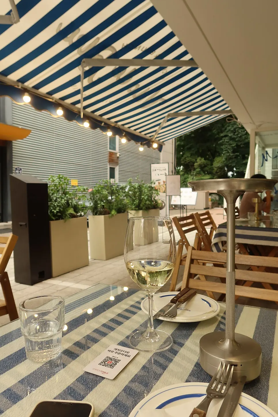 Seating at Billadeubeulleu Seongsu